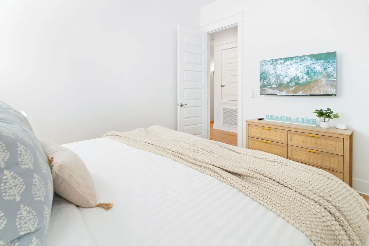 Wander Inlet Beach Eden #35