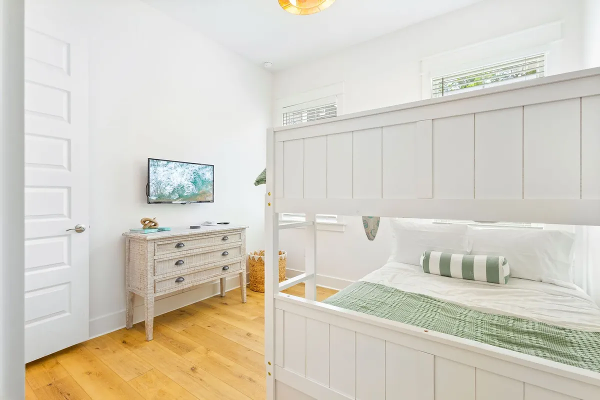 Wander Inlet Beach Eden #27