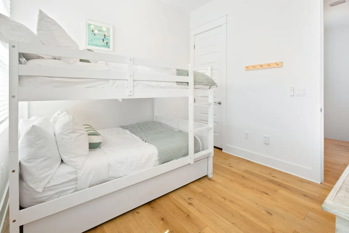 Wander Inlet Beach Eden #36