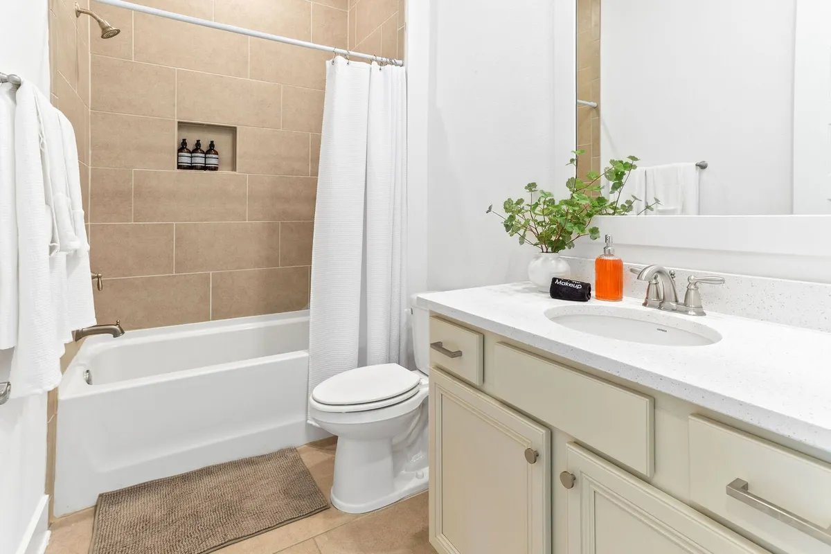 Wander Inlet Beach Cove