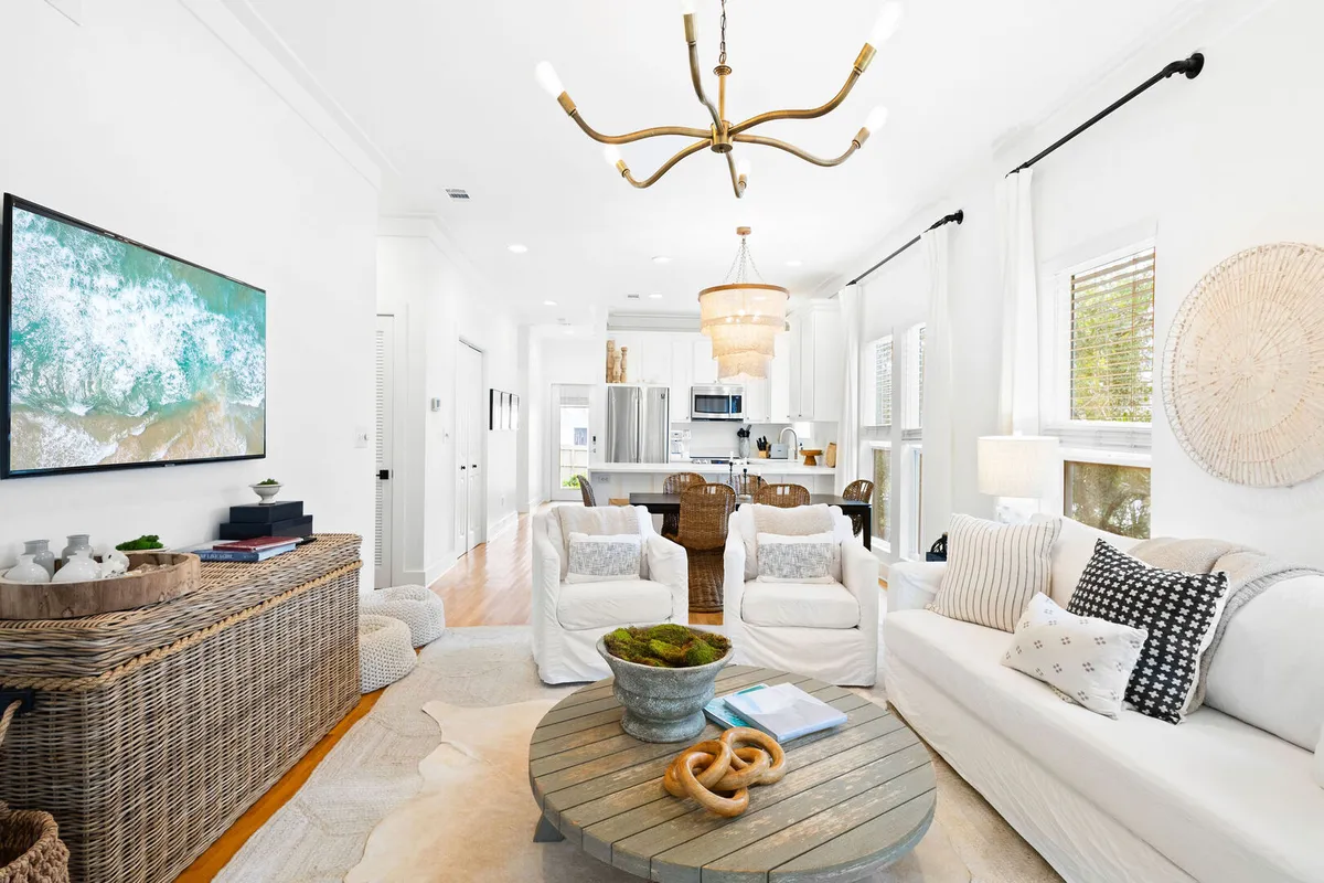 Wander Seacrest Creek