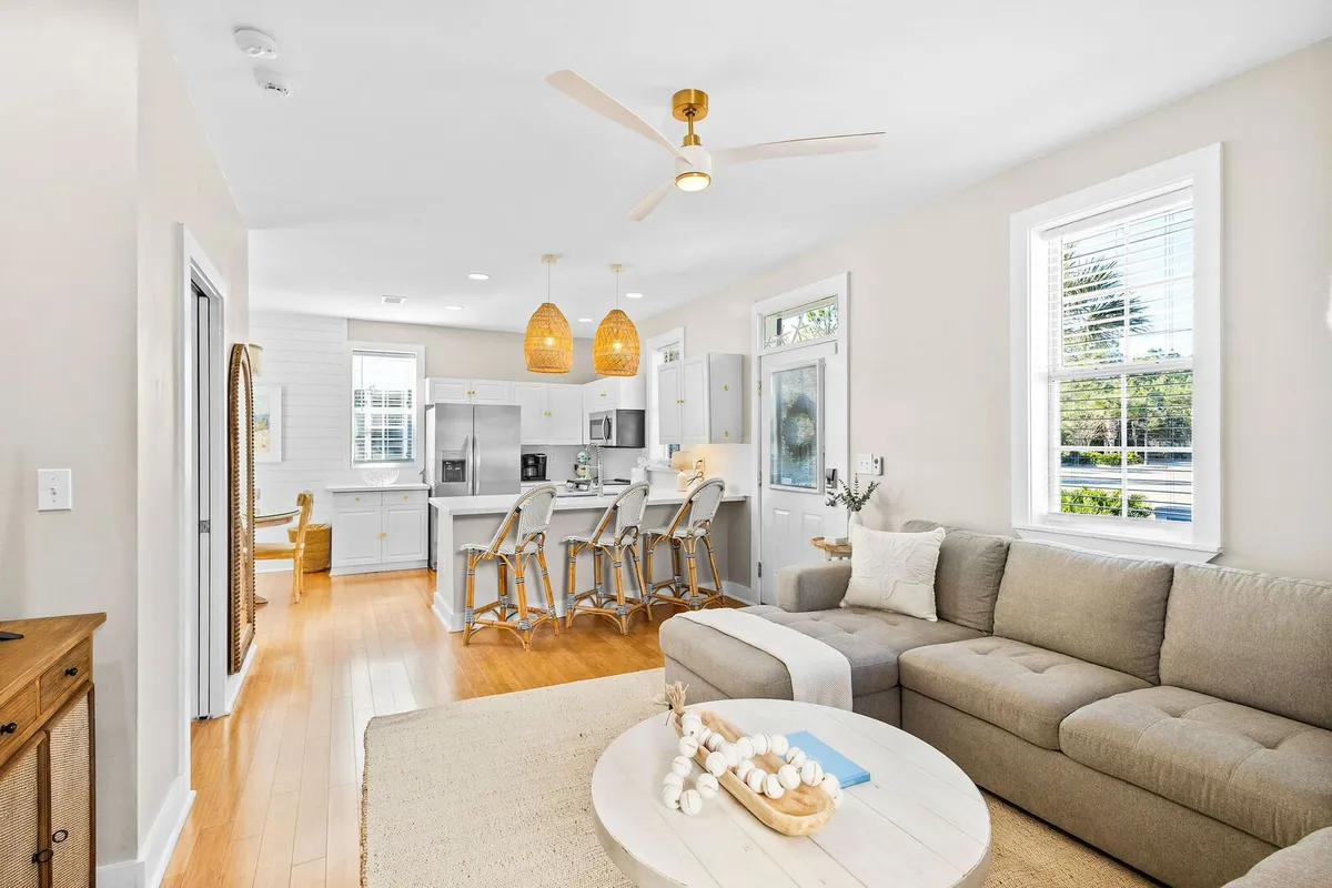 Wander Seagrove Cottage