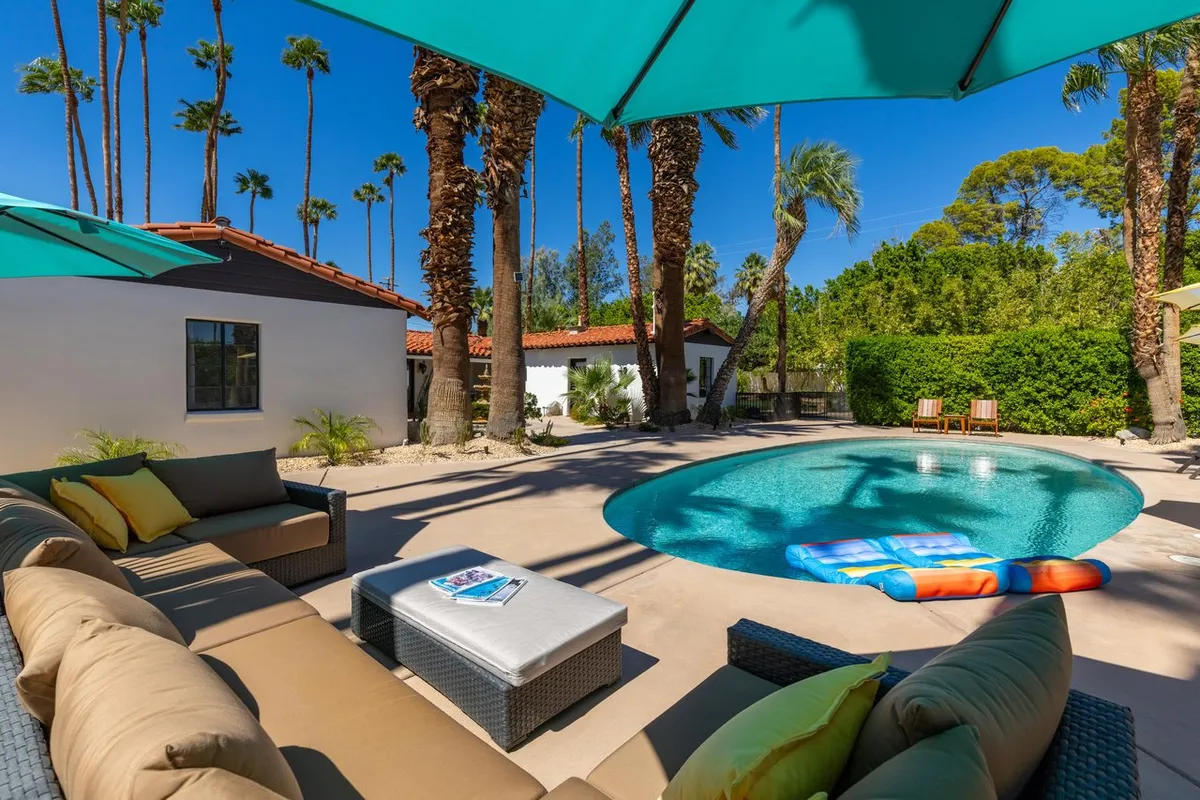 77 Palms #44