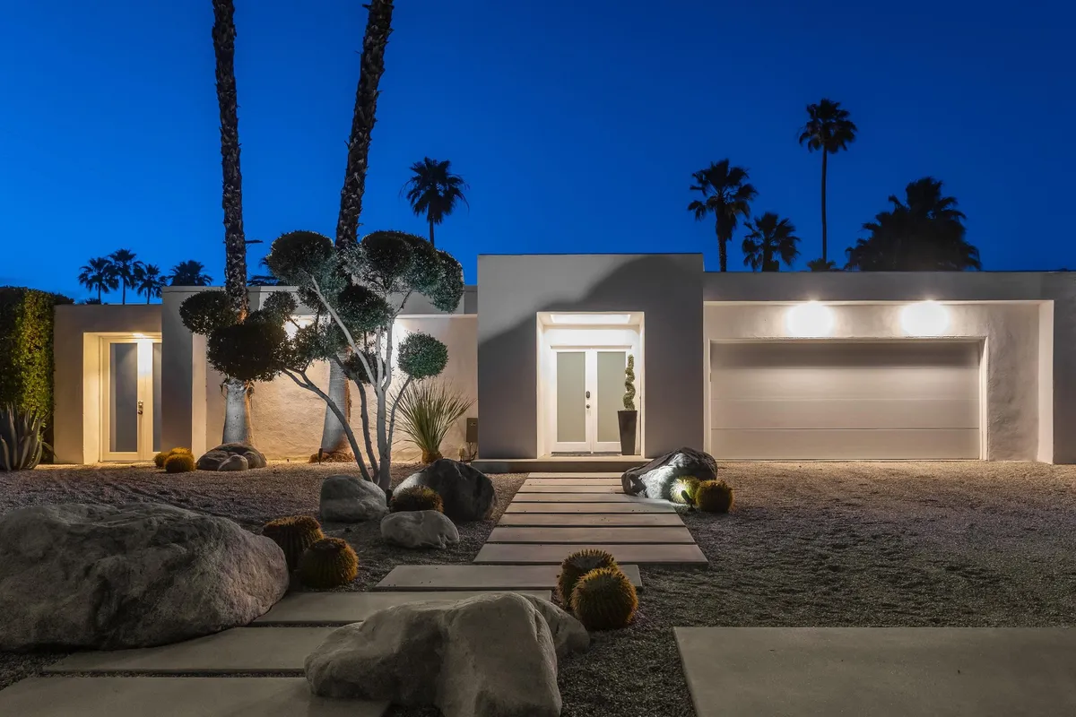 Wander Palm Springs Glow #5