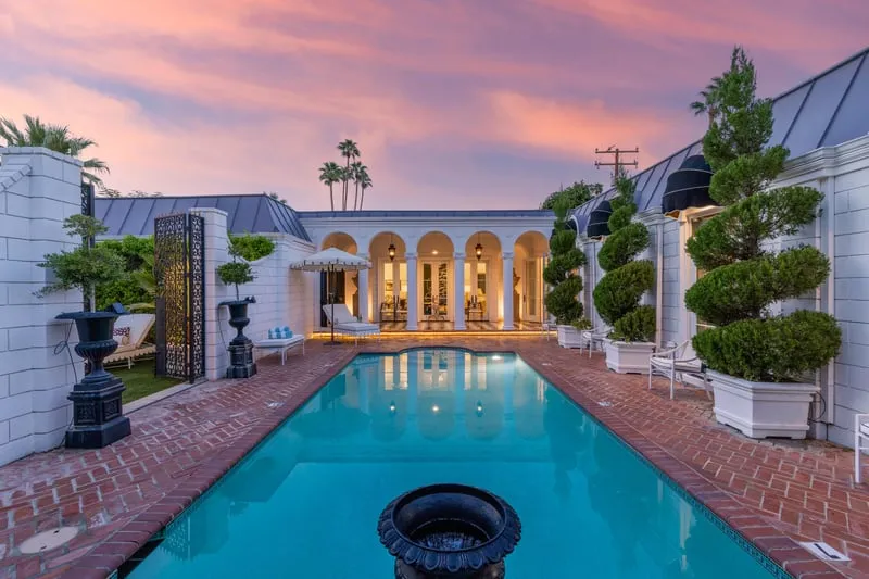 Wander Palm Springs Sapphire