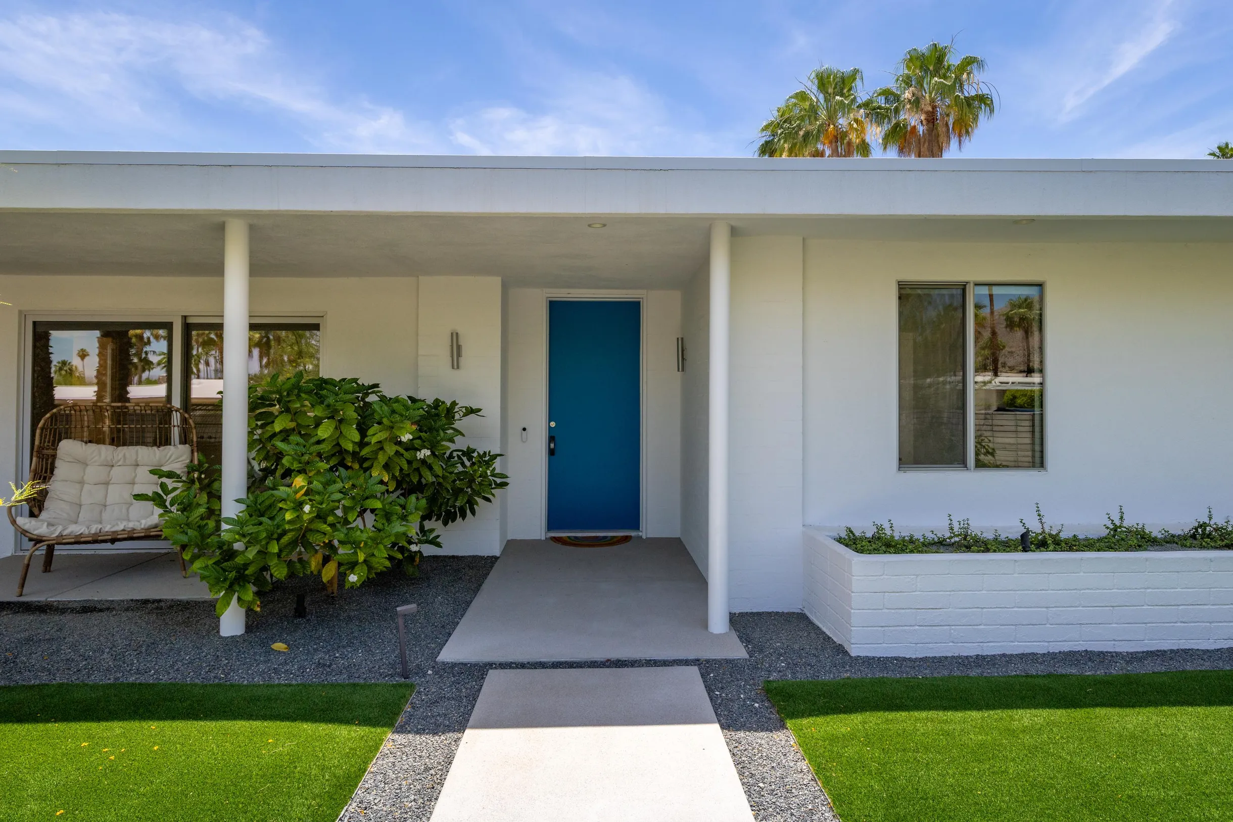 Wander Palm Springs Halo #41