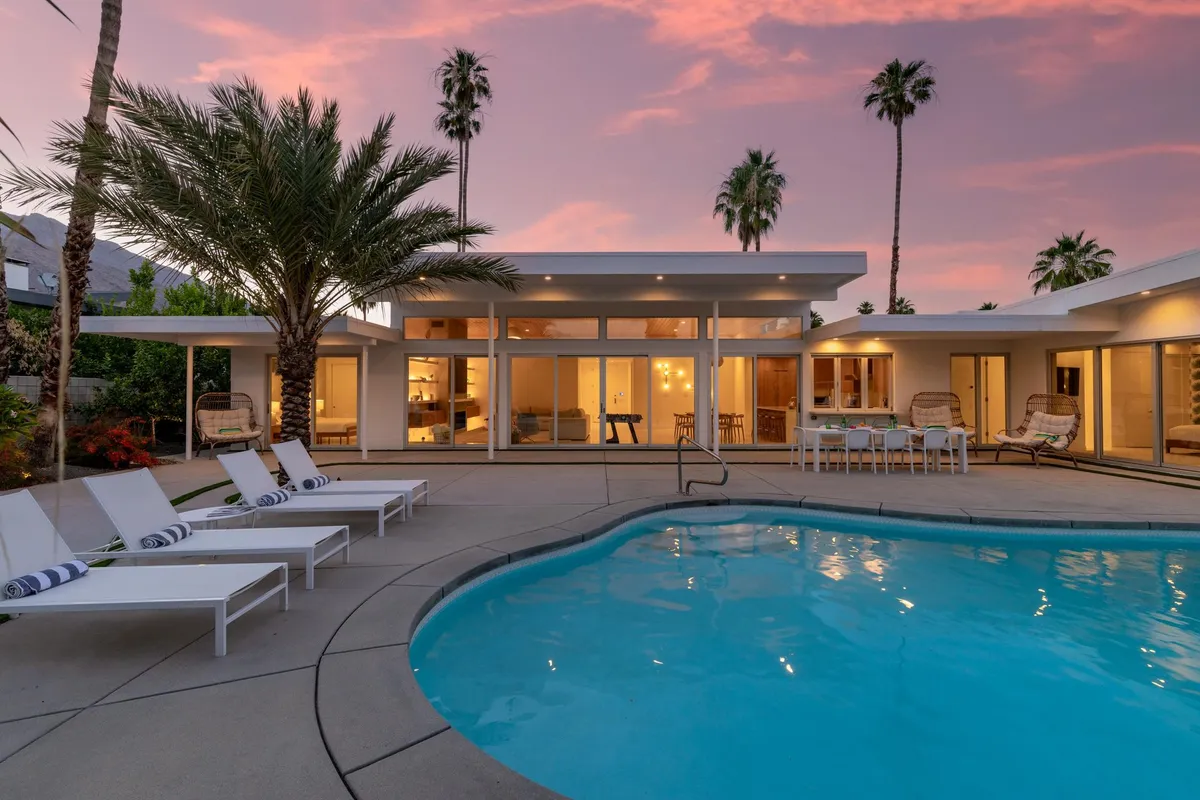 Wander Palm Springs Halo #5