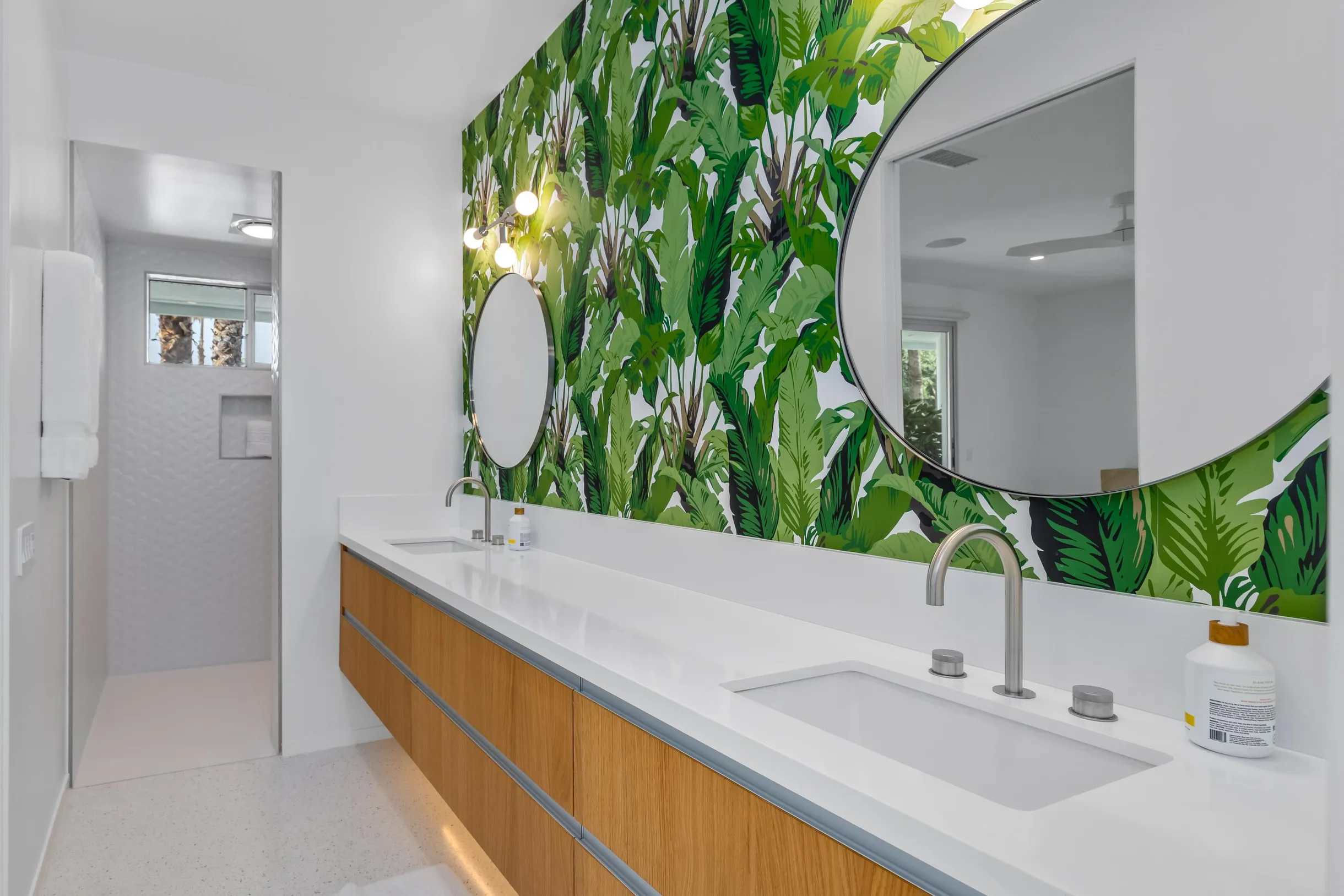 Wander Palm Springs Halo #13