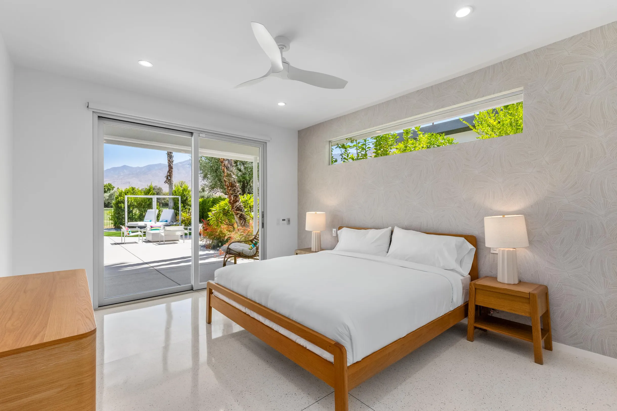 Wander Palm Springs Halo #14