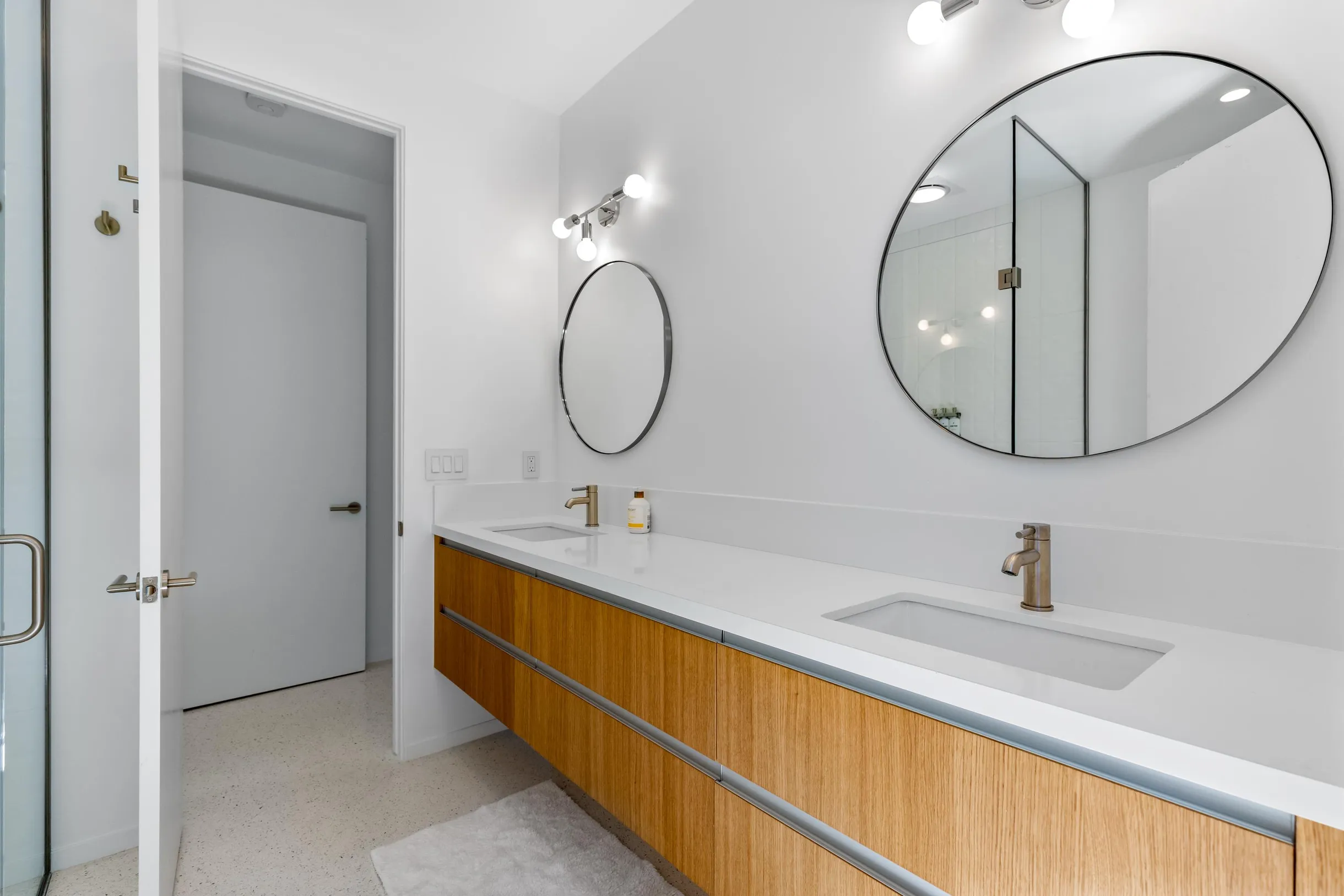 Wander Palm Springs Halo #15