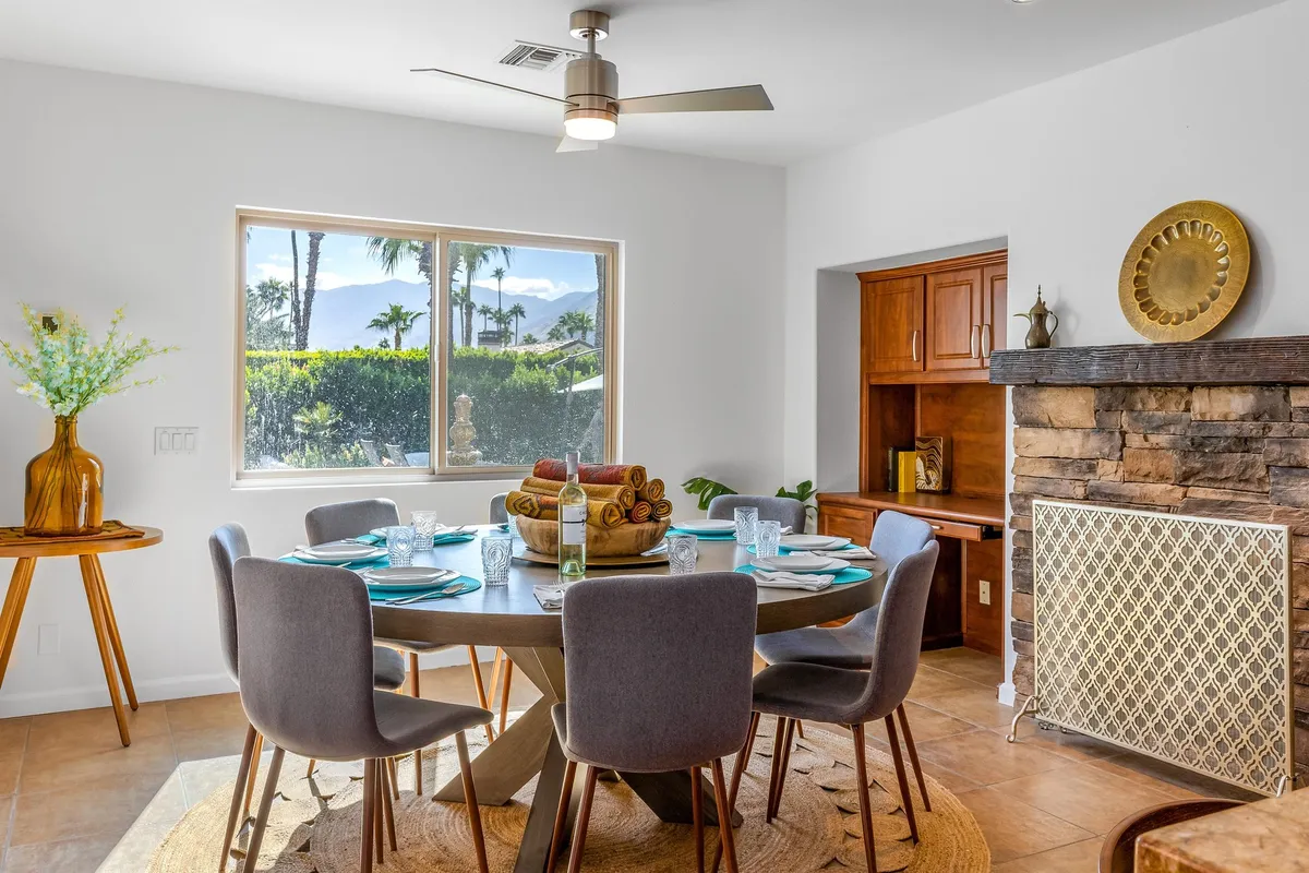 Wander Palm Springs Daze #7