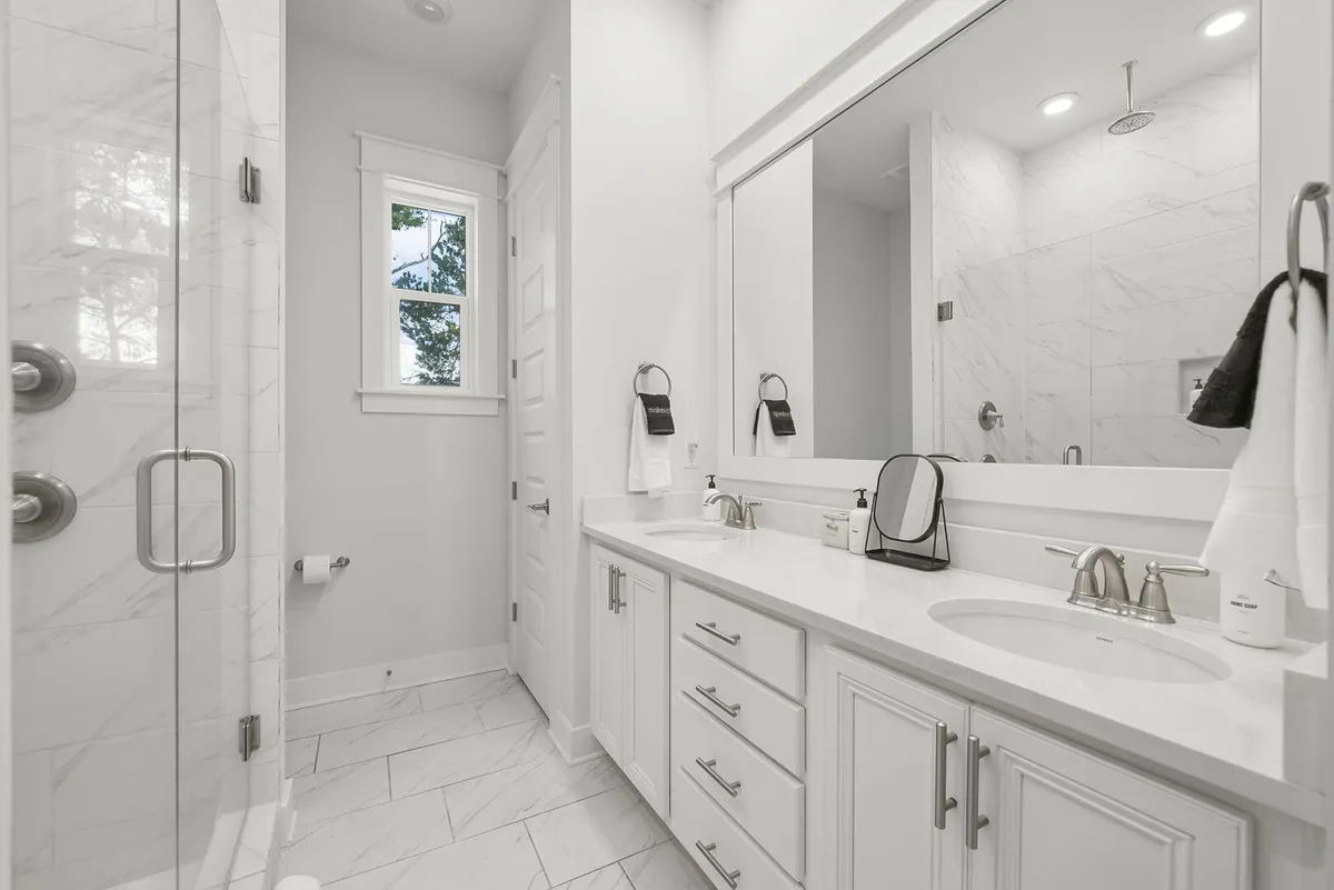 Wander Inlet Beach Terra