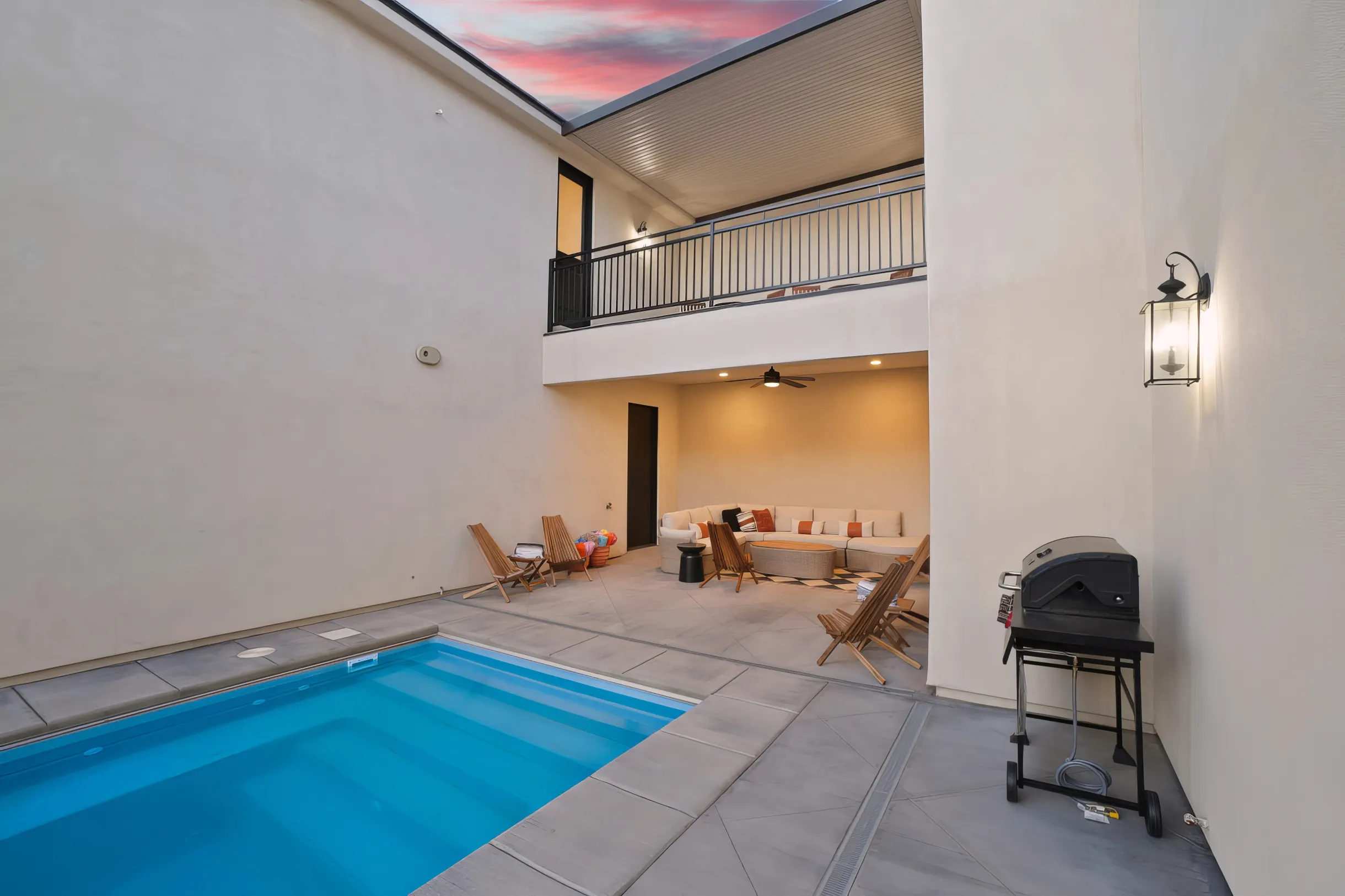 Experience beauty at On The Rocks Shakin! 2 Bunkrooms, large pool, plenty of room for all and the toys! #25