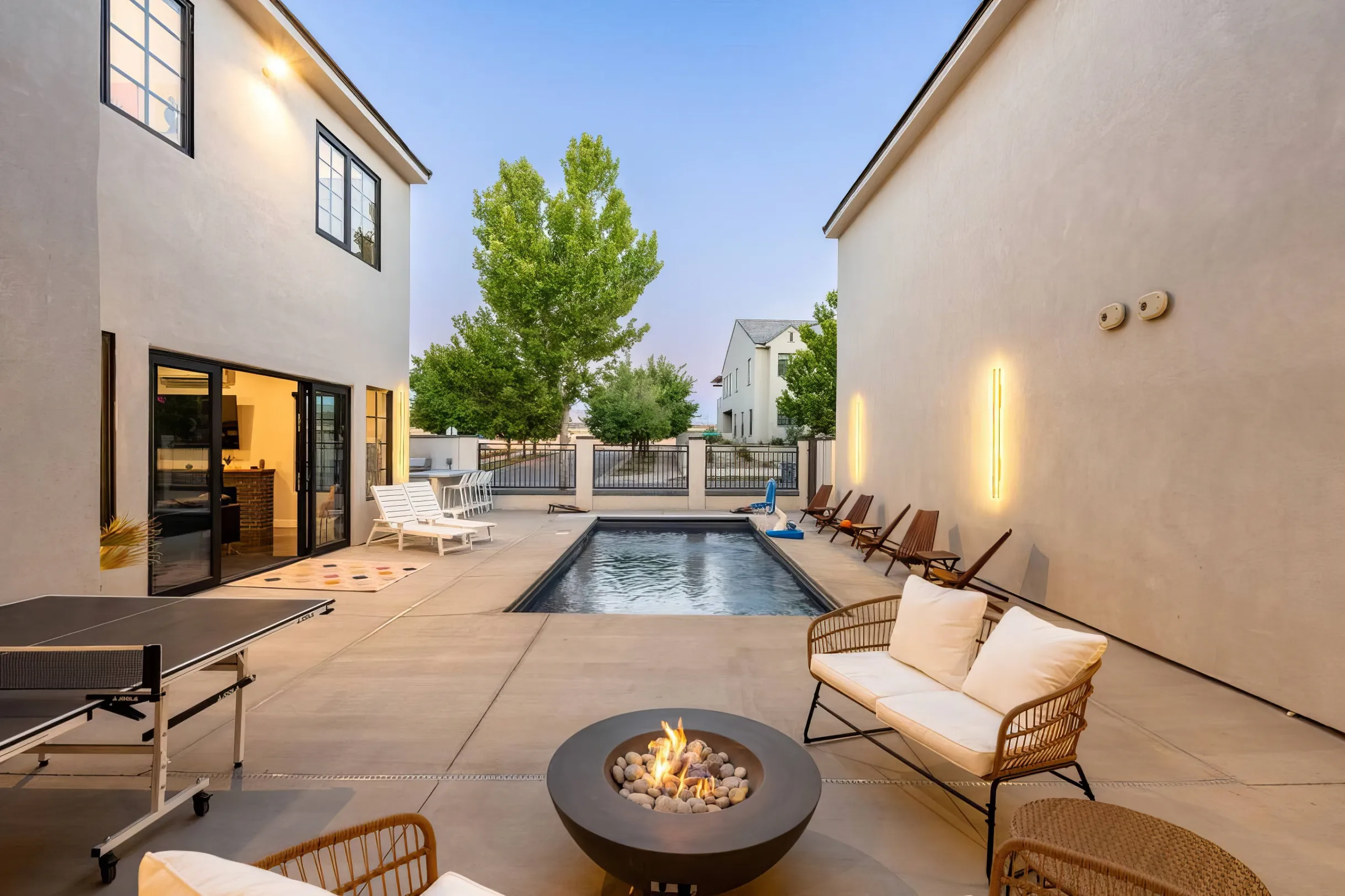 Sand Hollow Haven- two kitchens- sleeps 34 people, Large pool and courtyard! #33