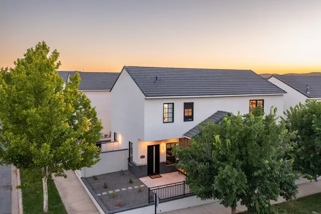 Wander Zion Hollow #4