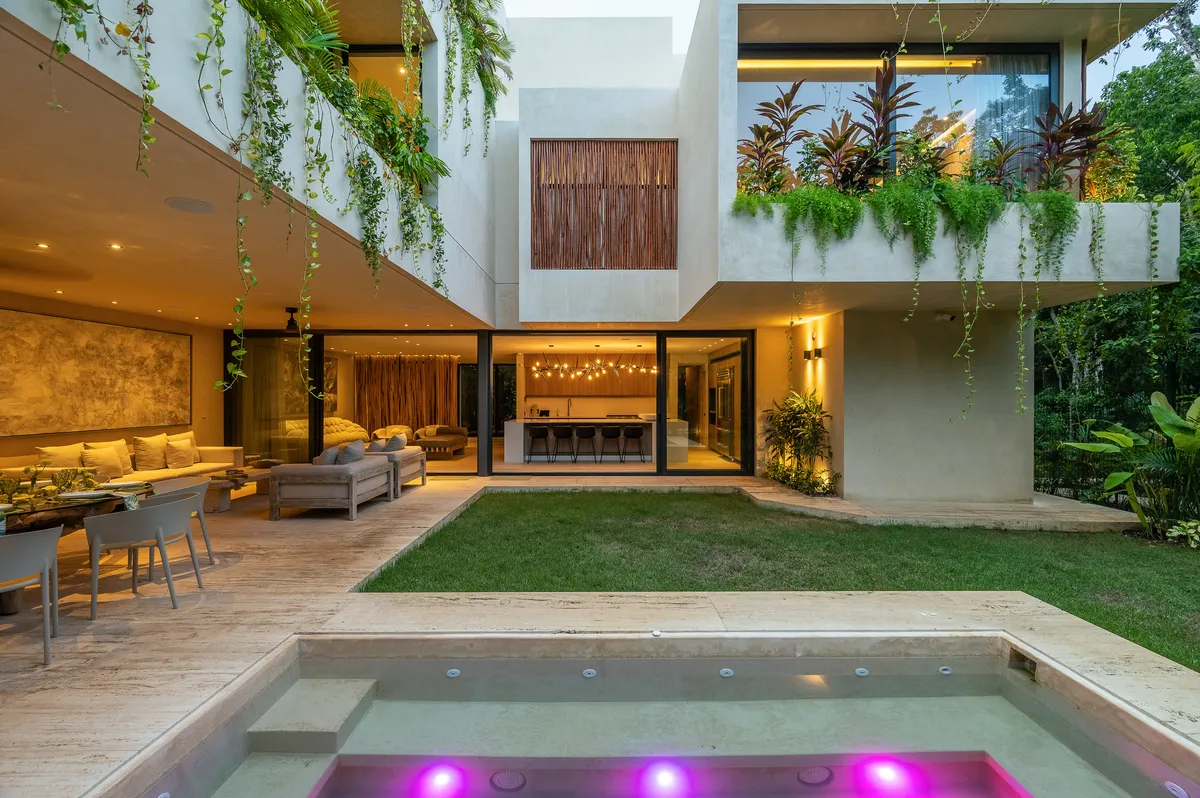 Wander Tulum Retreat #1