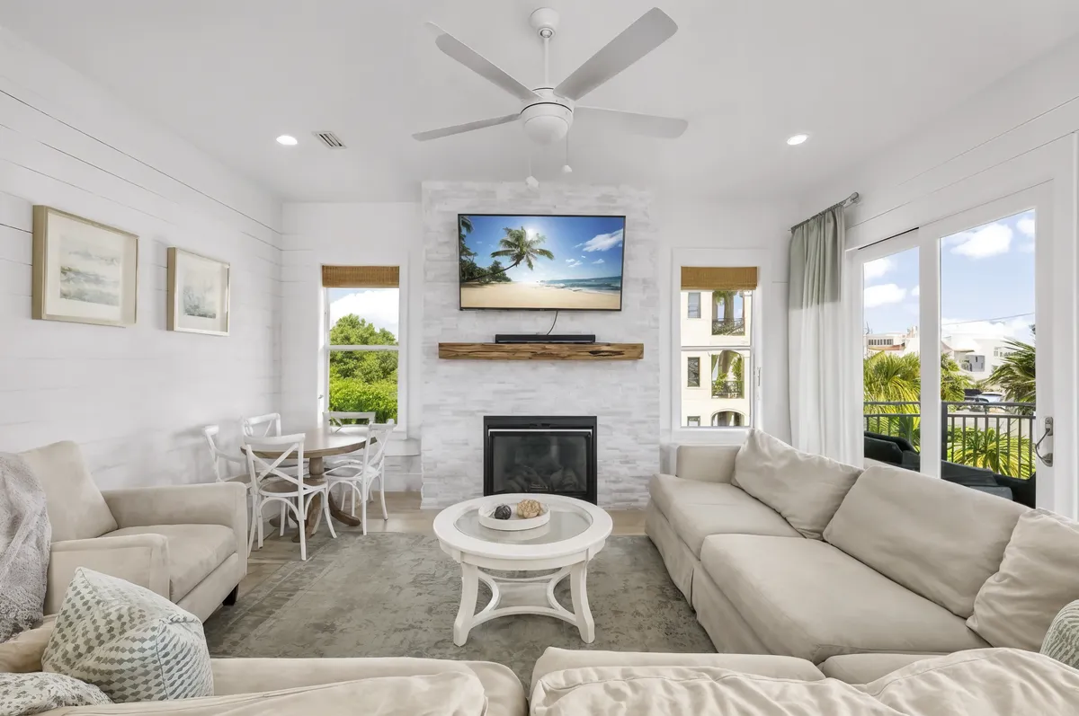 Wander Santa Rosa Breeze