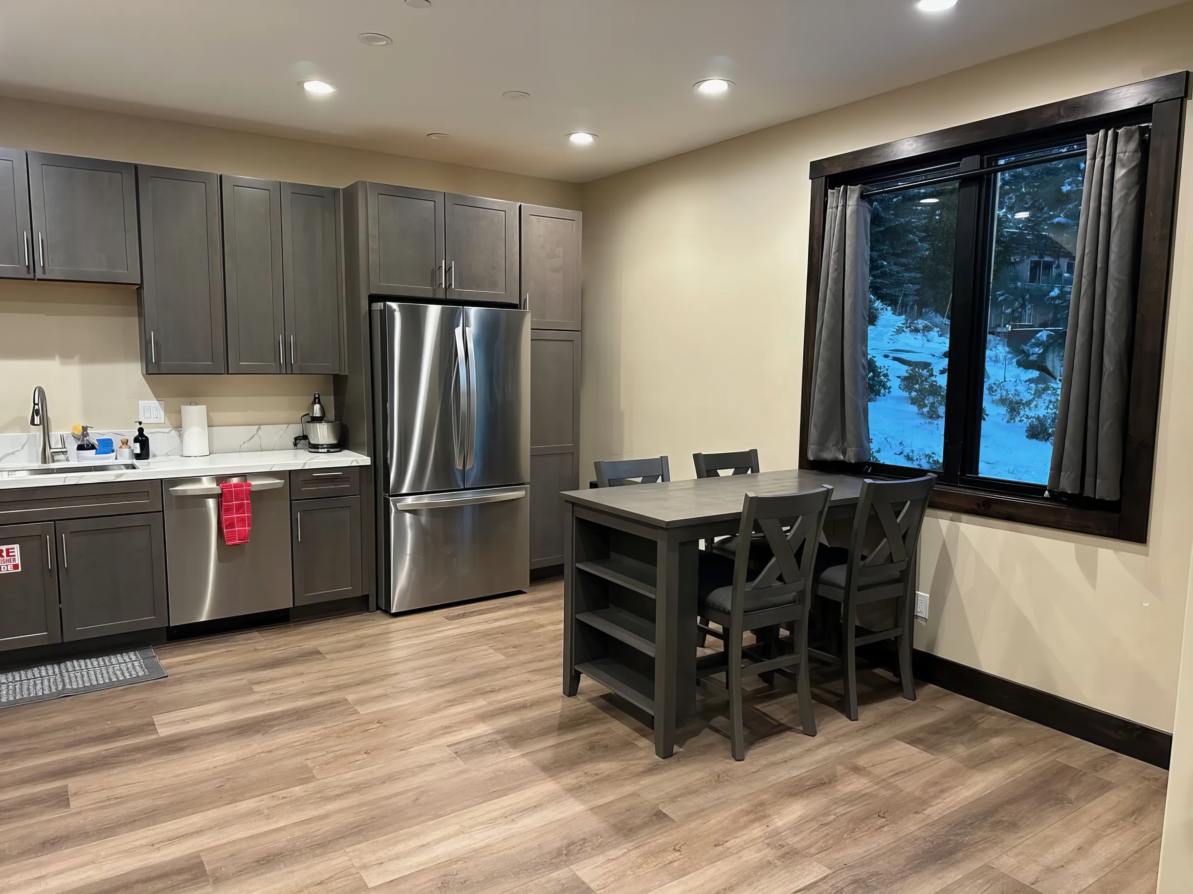 Wander Tahoe Manor #18