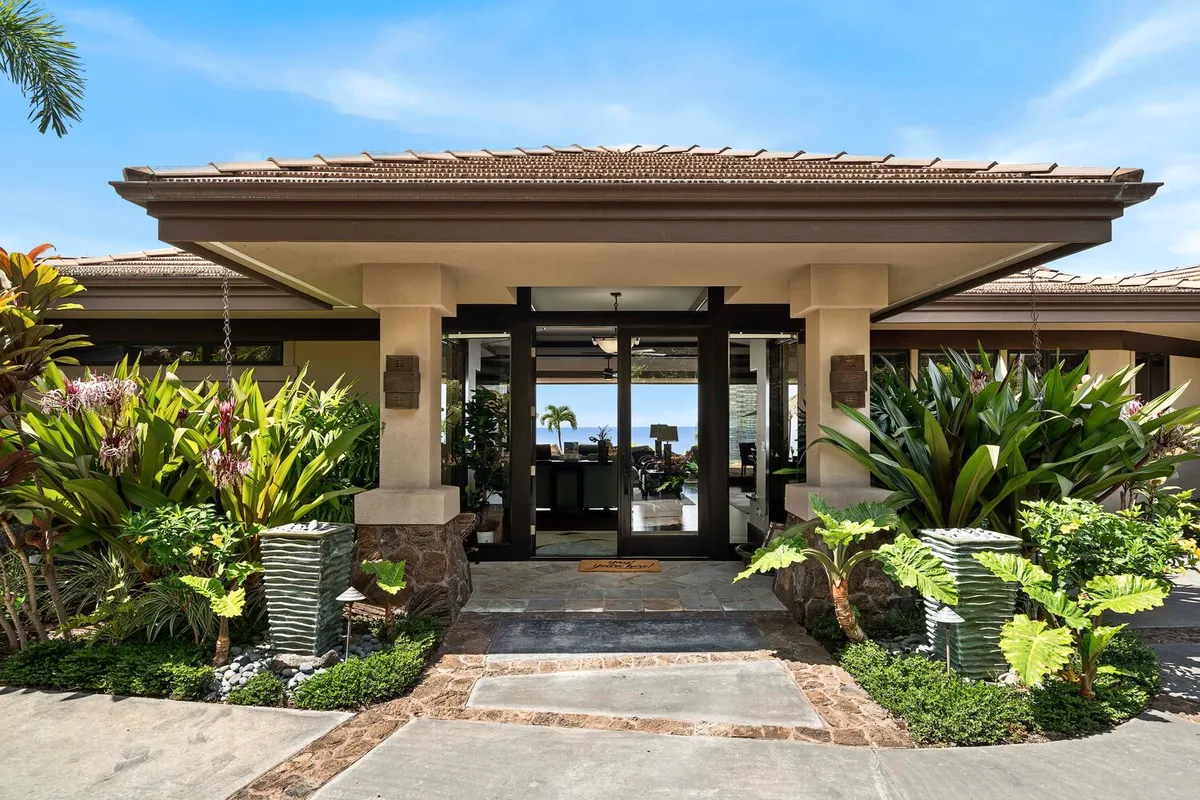 Wander Big Island Bay #4