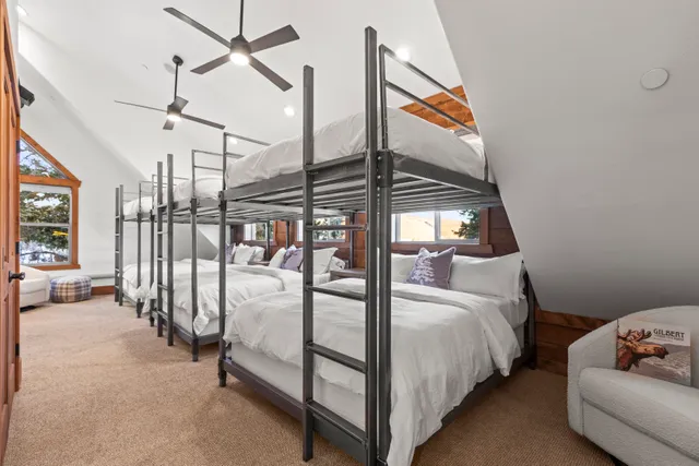 Bunk Bedroom 1 image 1