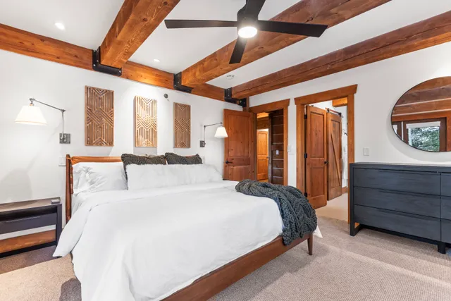 Bedroom 1 image 1