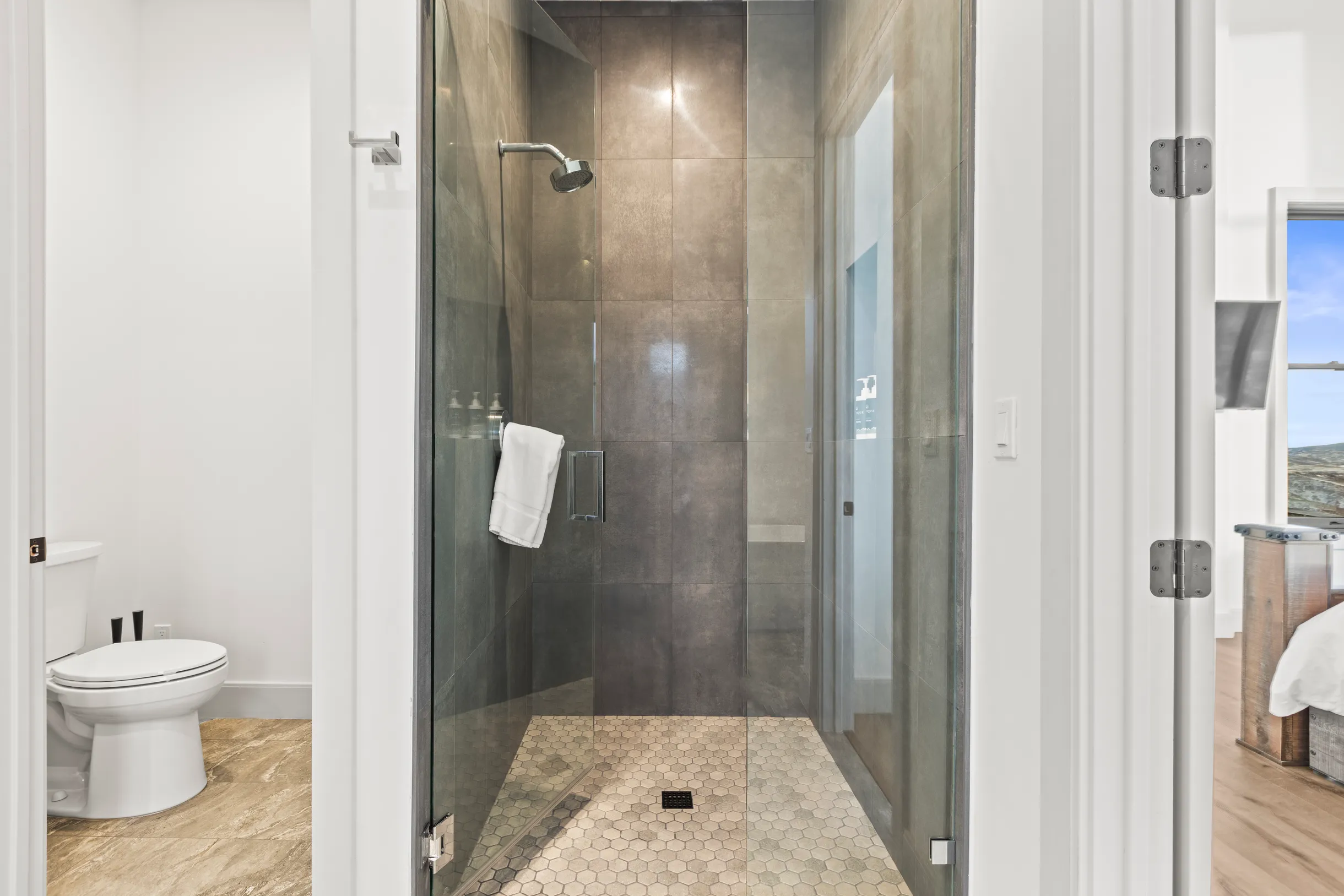 Wander Coalville Modern #32