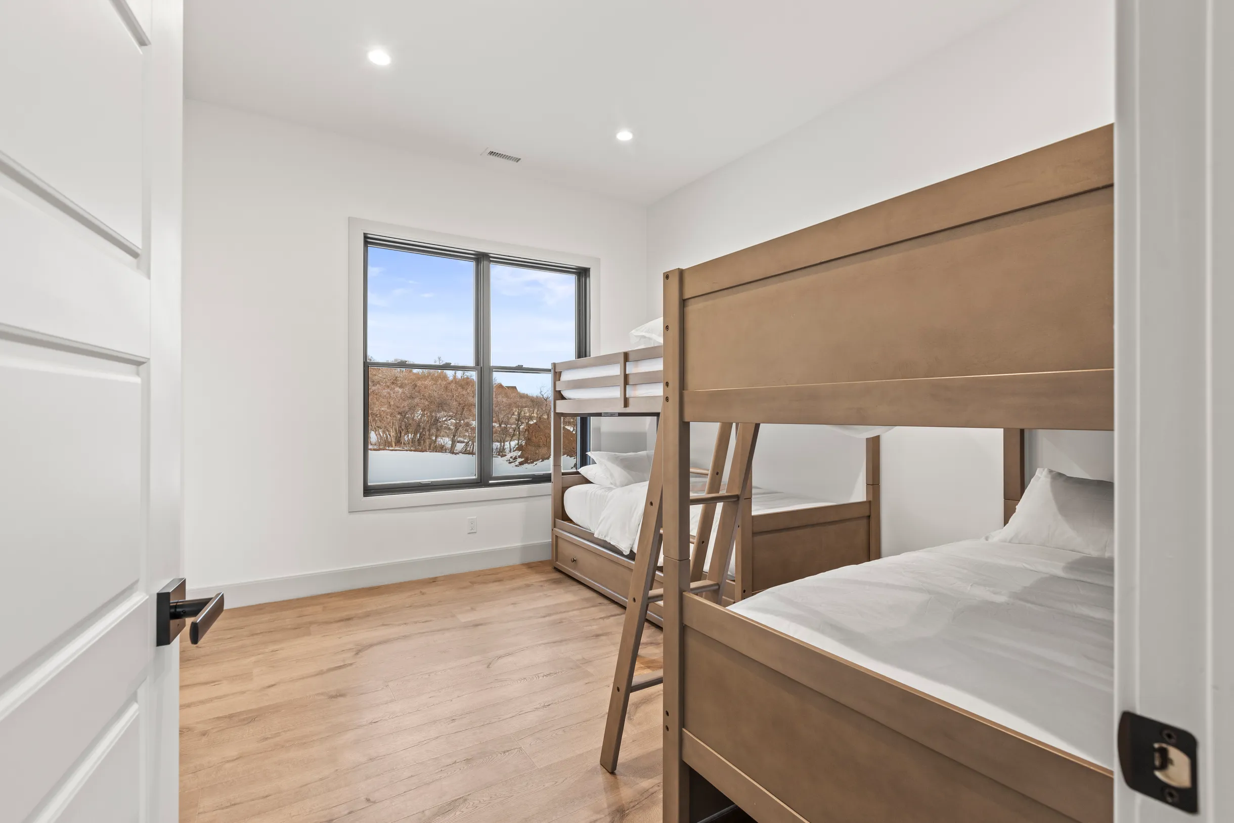 Wander Coalville Modern #9