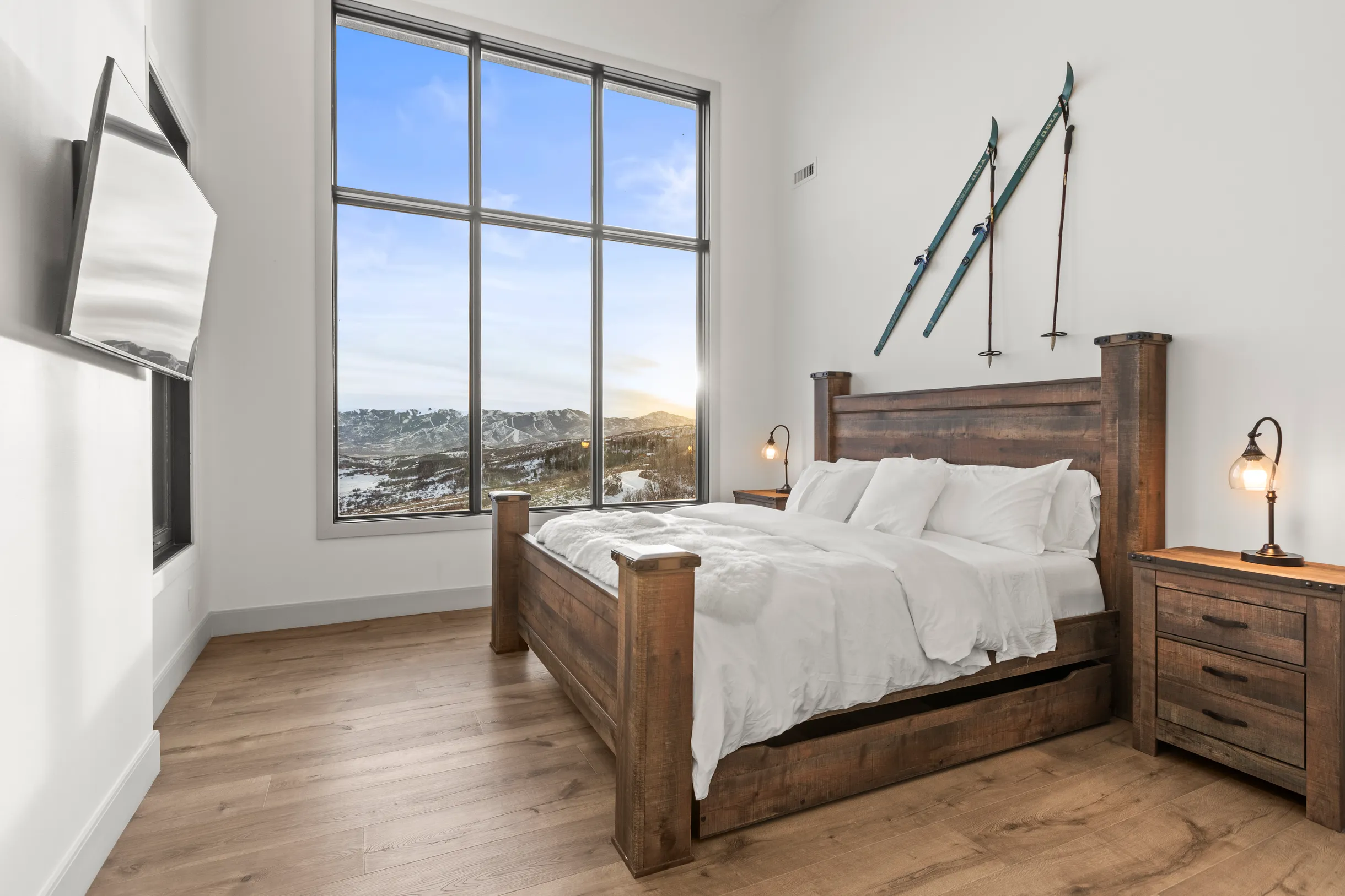 Wander Coalville Modern #24