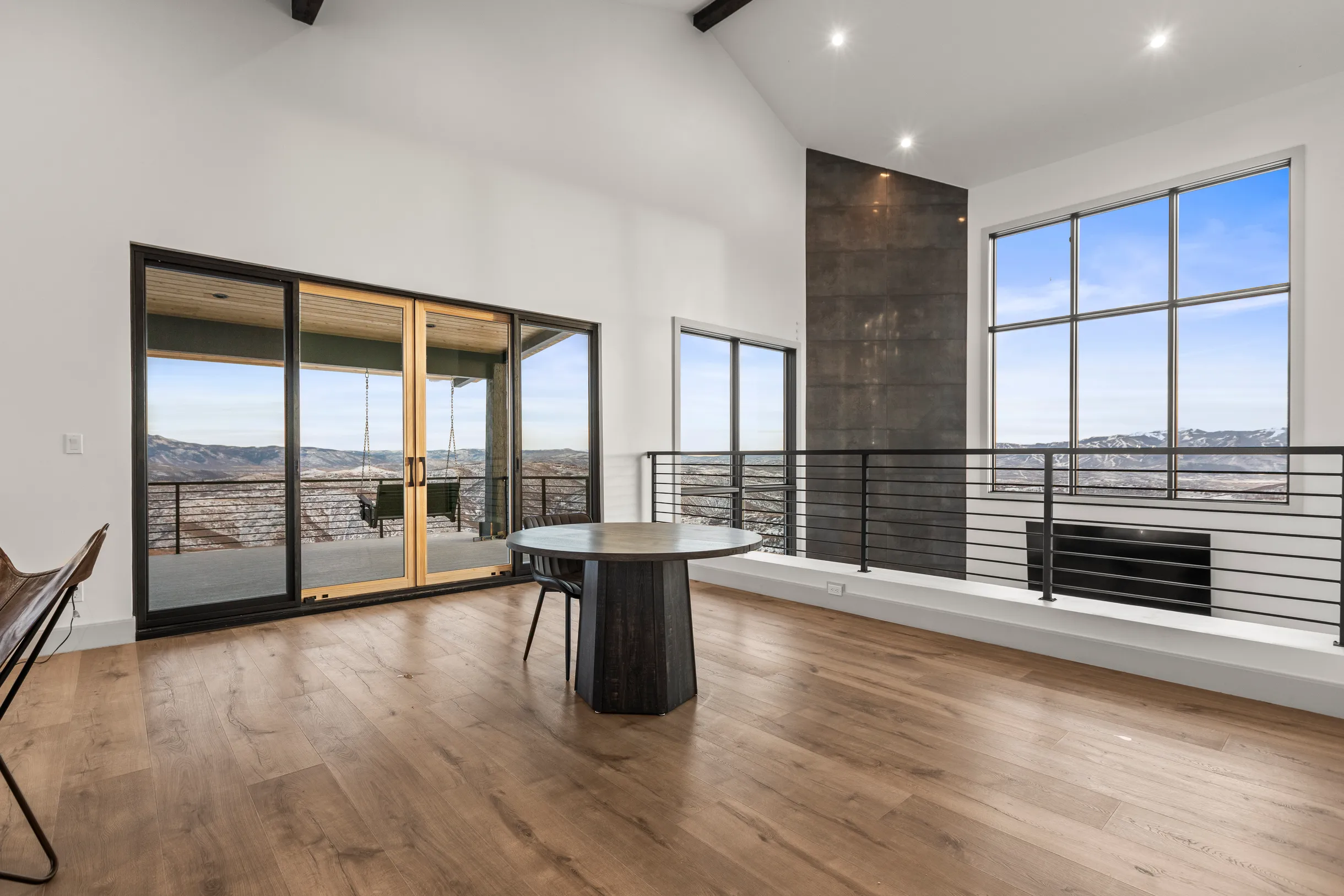 Wander Coalville Modern #26