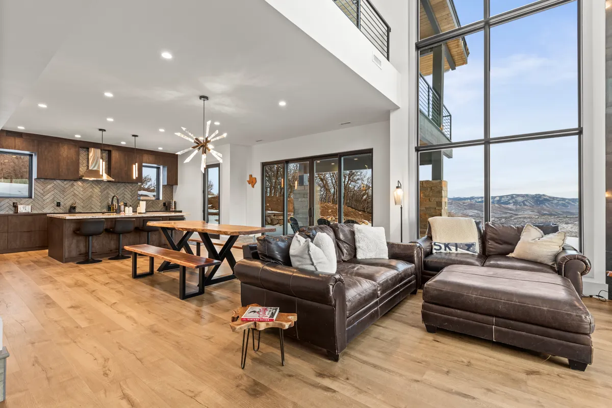 Wander Coalville Modern