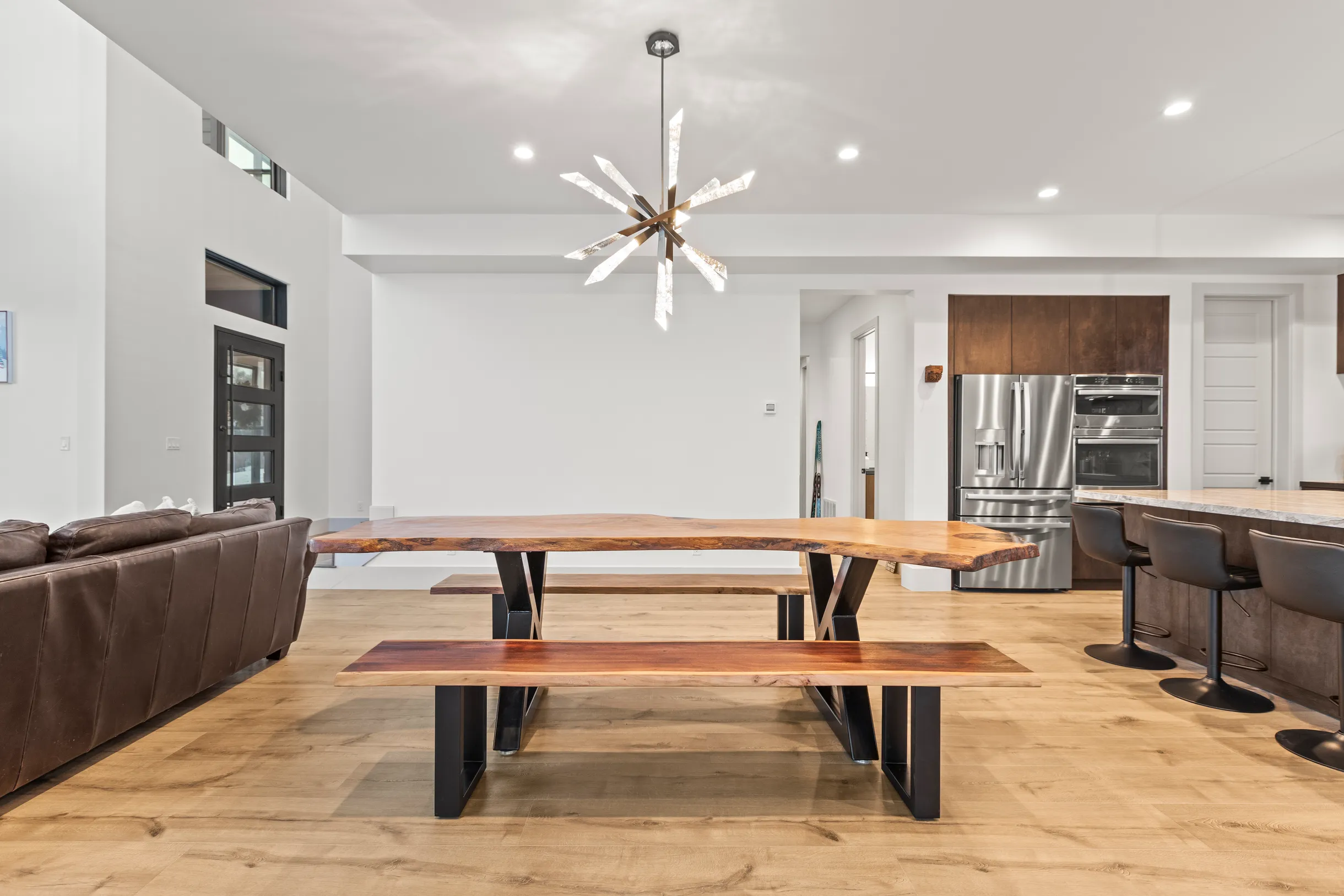 Wander Coalville Modern #28