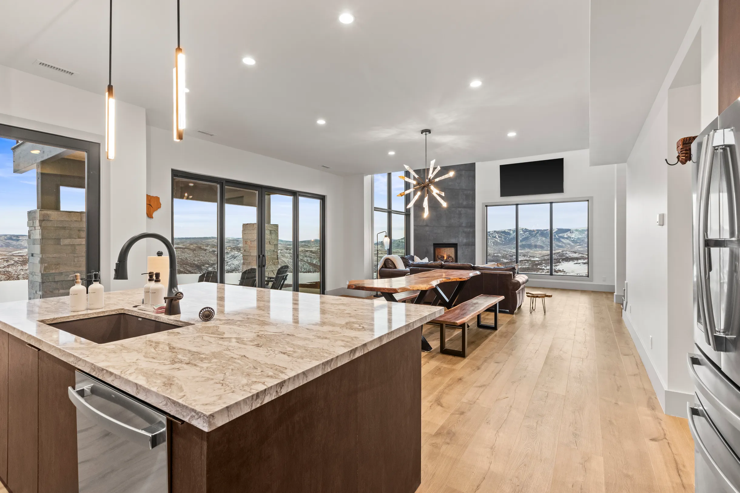 Wander Coalville Modern #38