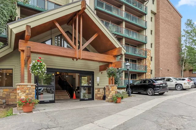 Wander Breckenridge Timber #4