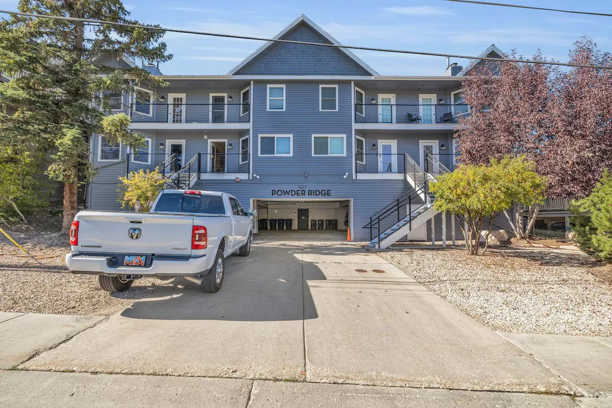 Wander Park City Sapphire #4