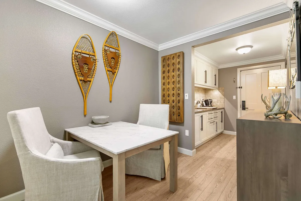 Wander Olympic Valley Peaks