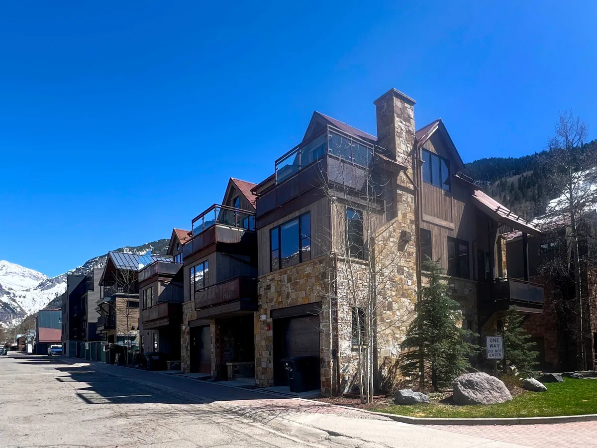 Wander Telluride Peaks