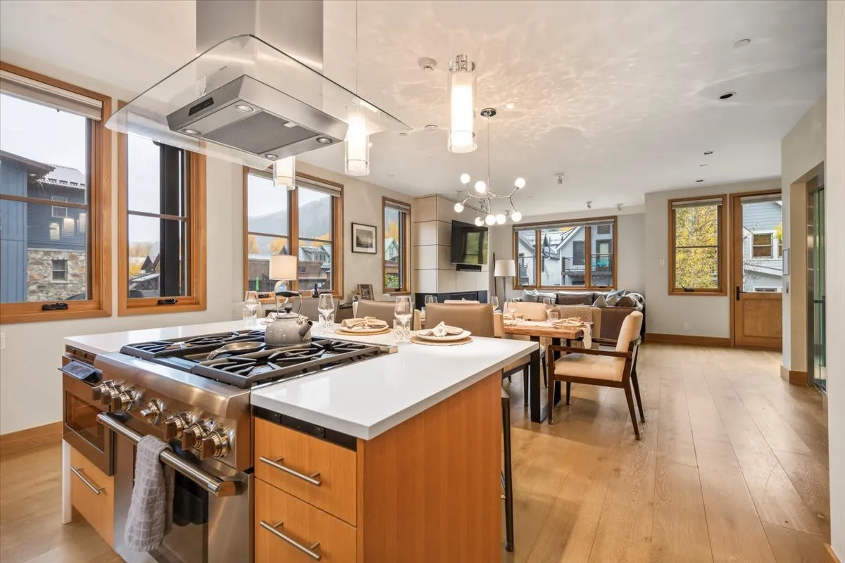 Wander Telluride Peaks