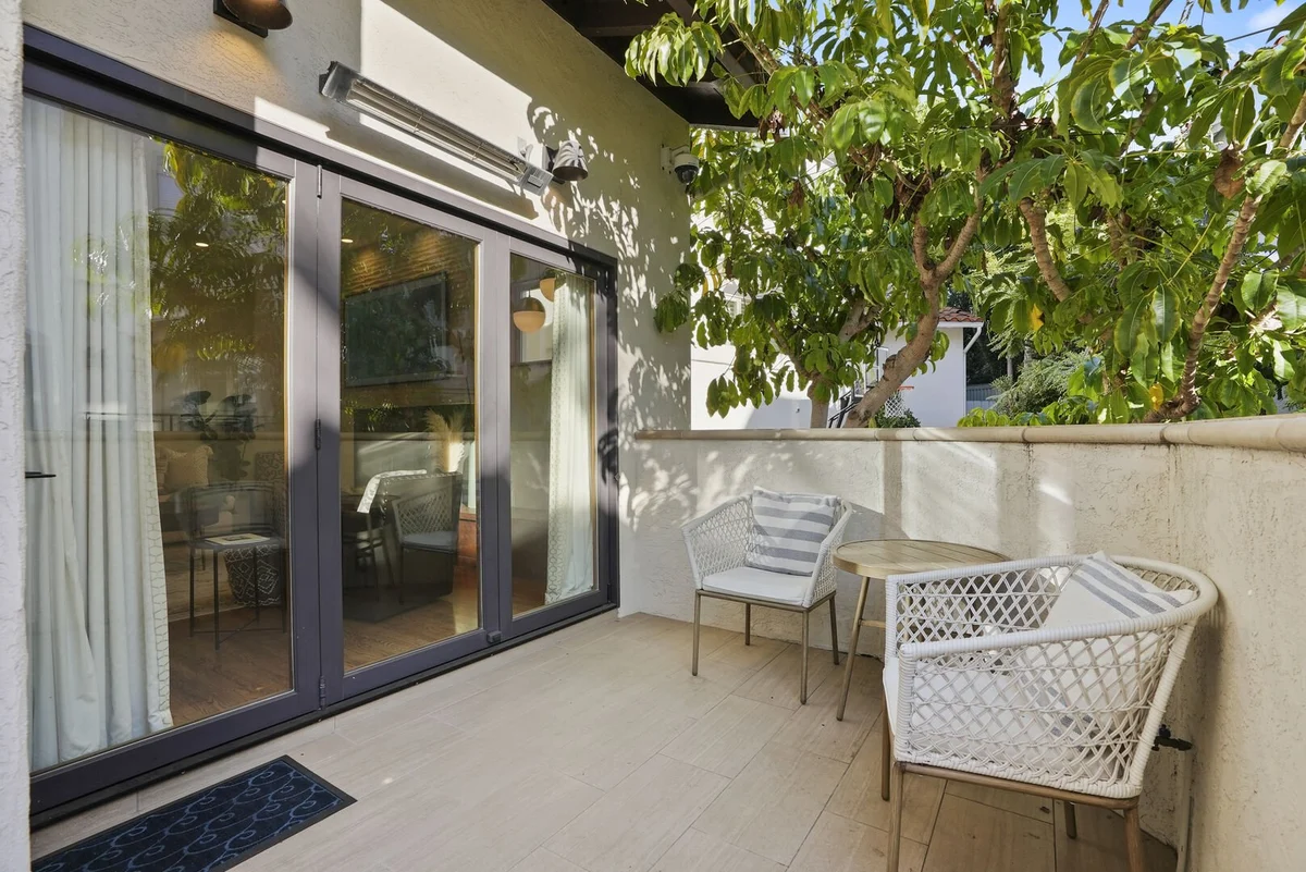 F7363 - Village Vista property photo 5