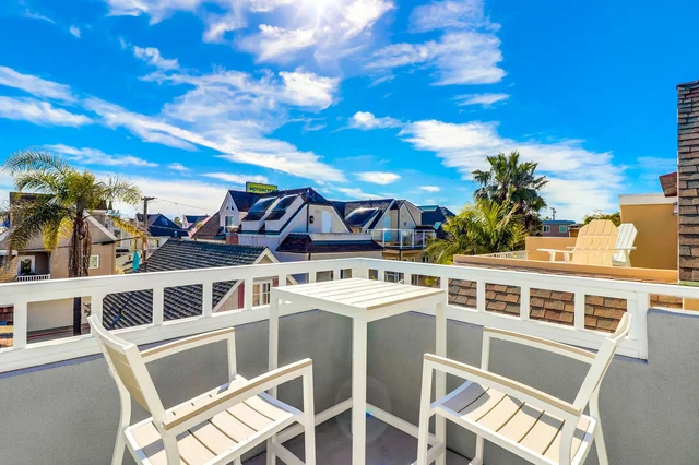 Wander Pacific Beach Drift #2