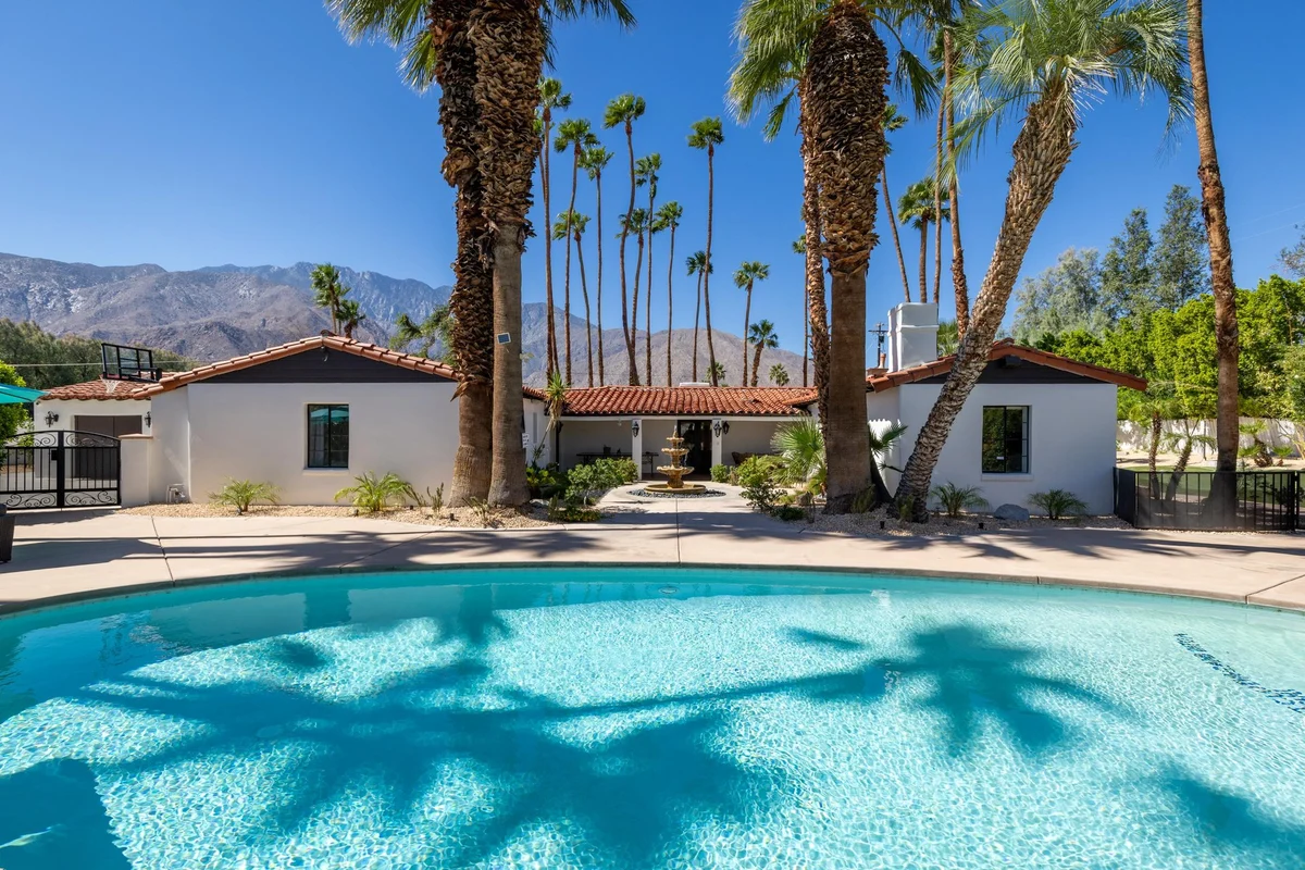 77 Palms #50