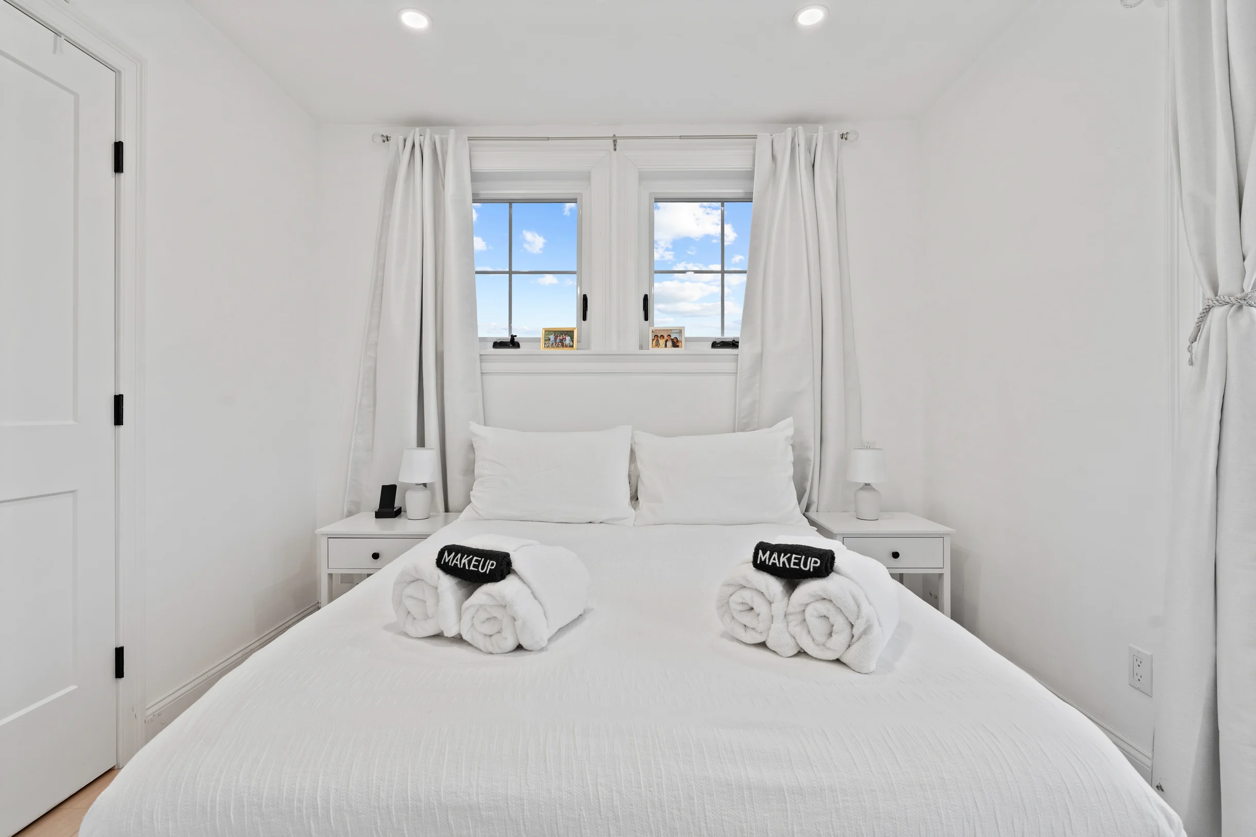 Wander Cuttyhunk Waterfront #22