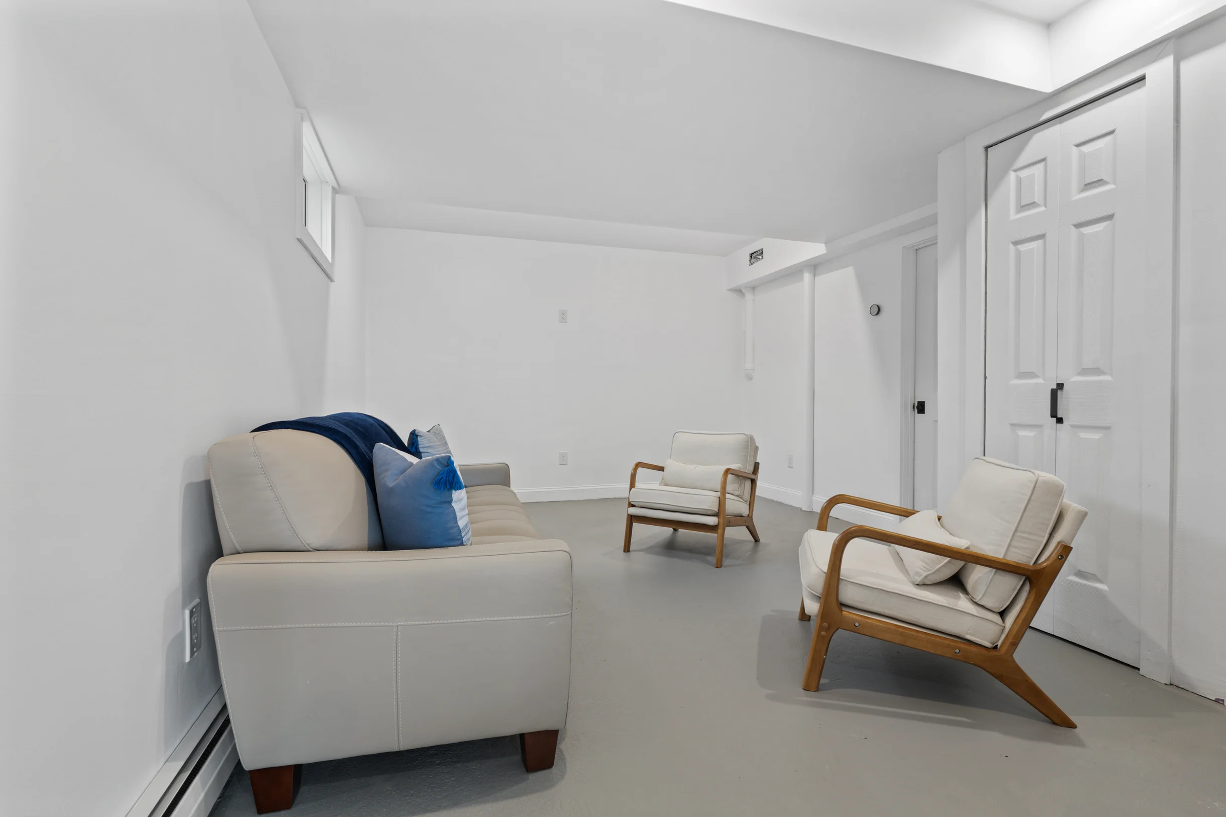 Wander Cuttyhunk Waterfront #37