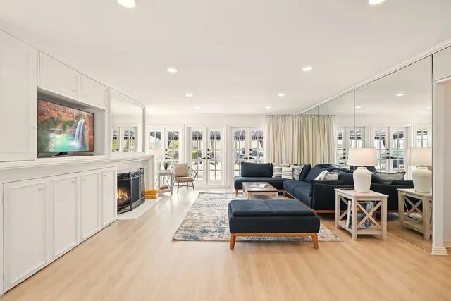 Wander La Jolla Vista #3