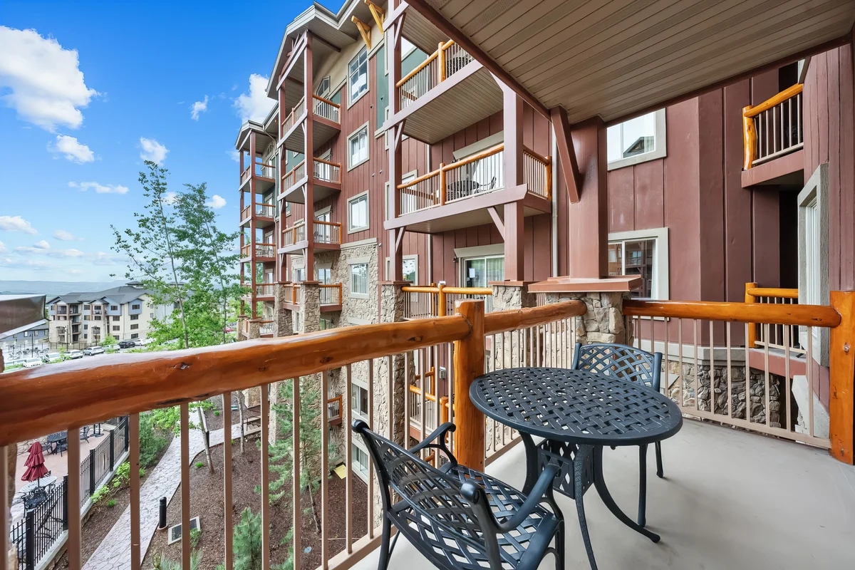 Wander Park City Canyonside