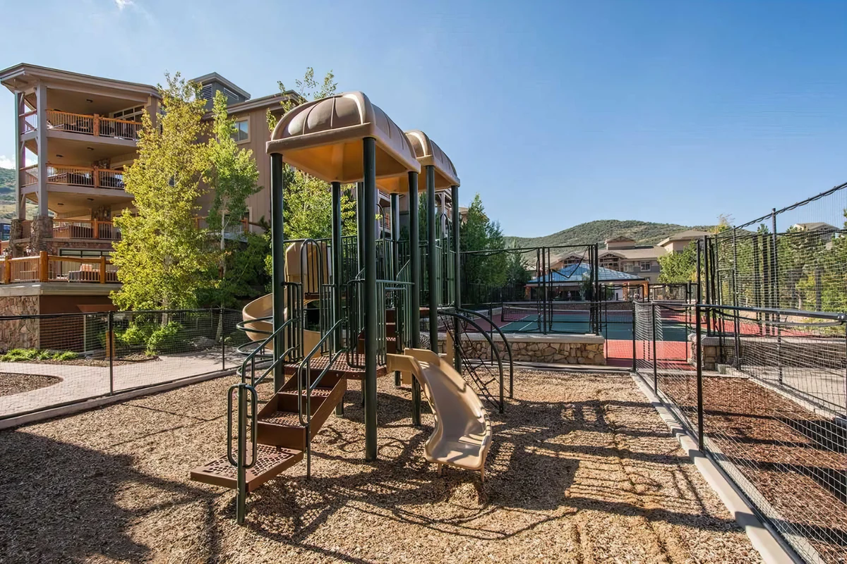 Wander Park City Canyonside