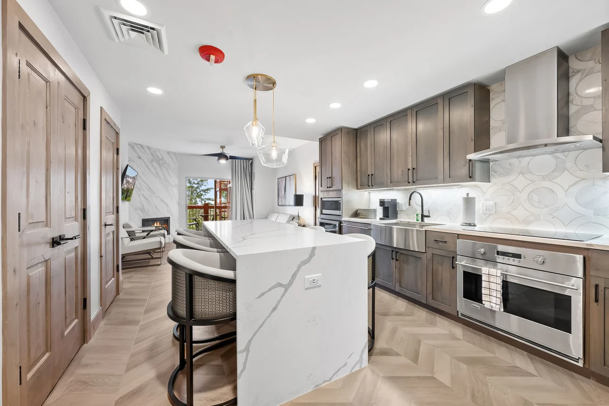 Wander Park City Frost