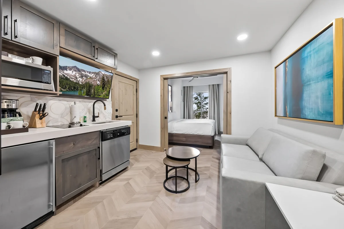 Wander Park City Frost