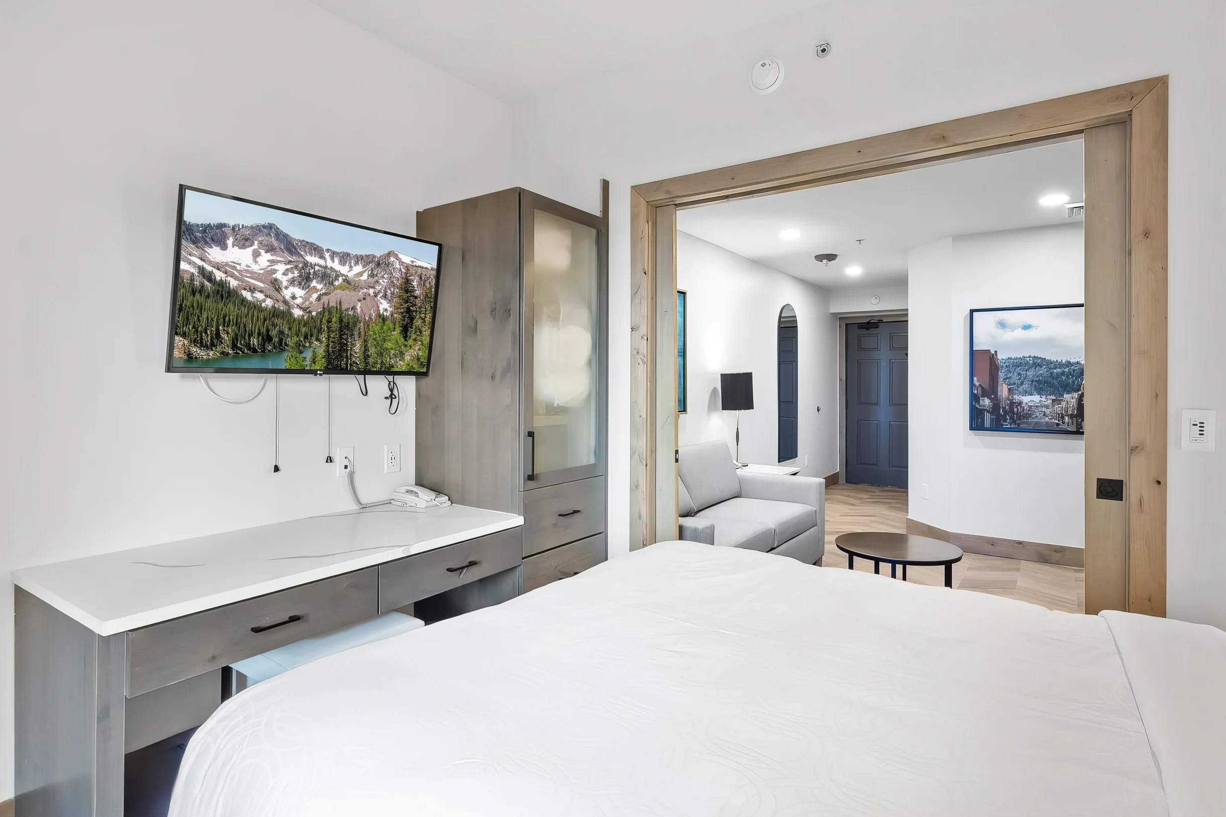 Wander Park City Frost #18