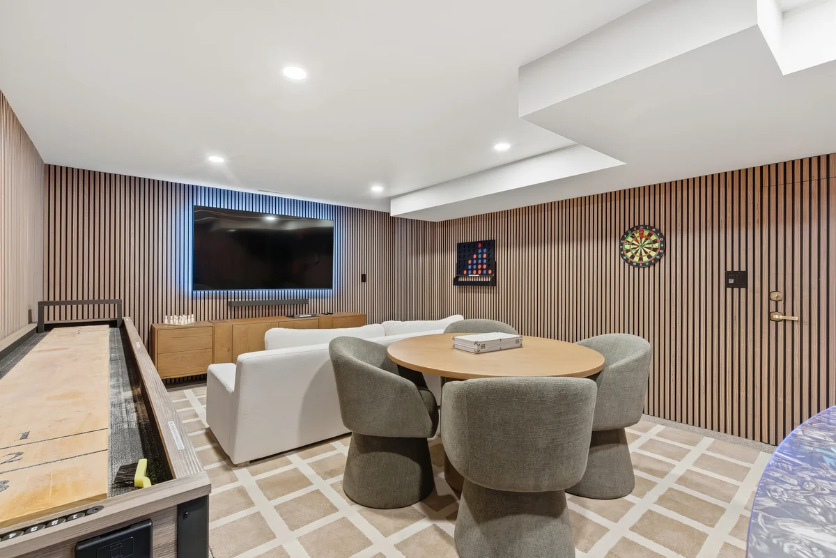 Wander SkyRidge Slopes