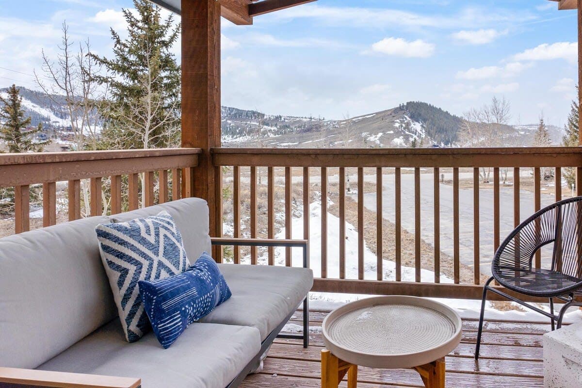 Wander Dillon Sapphire #5